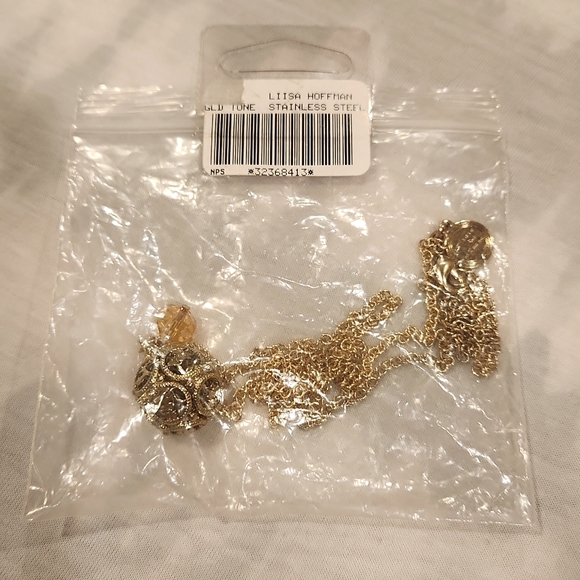 Diffuser Necklace - Picture 6 of 6